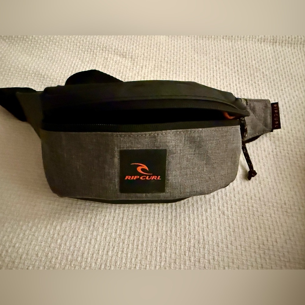 Rip Curl Black and Gray Belt Bag